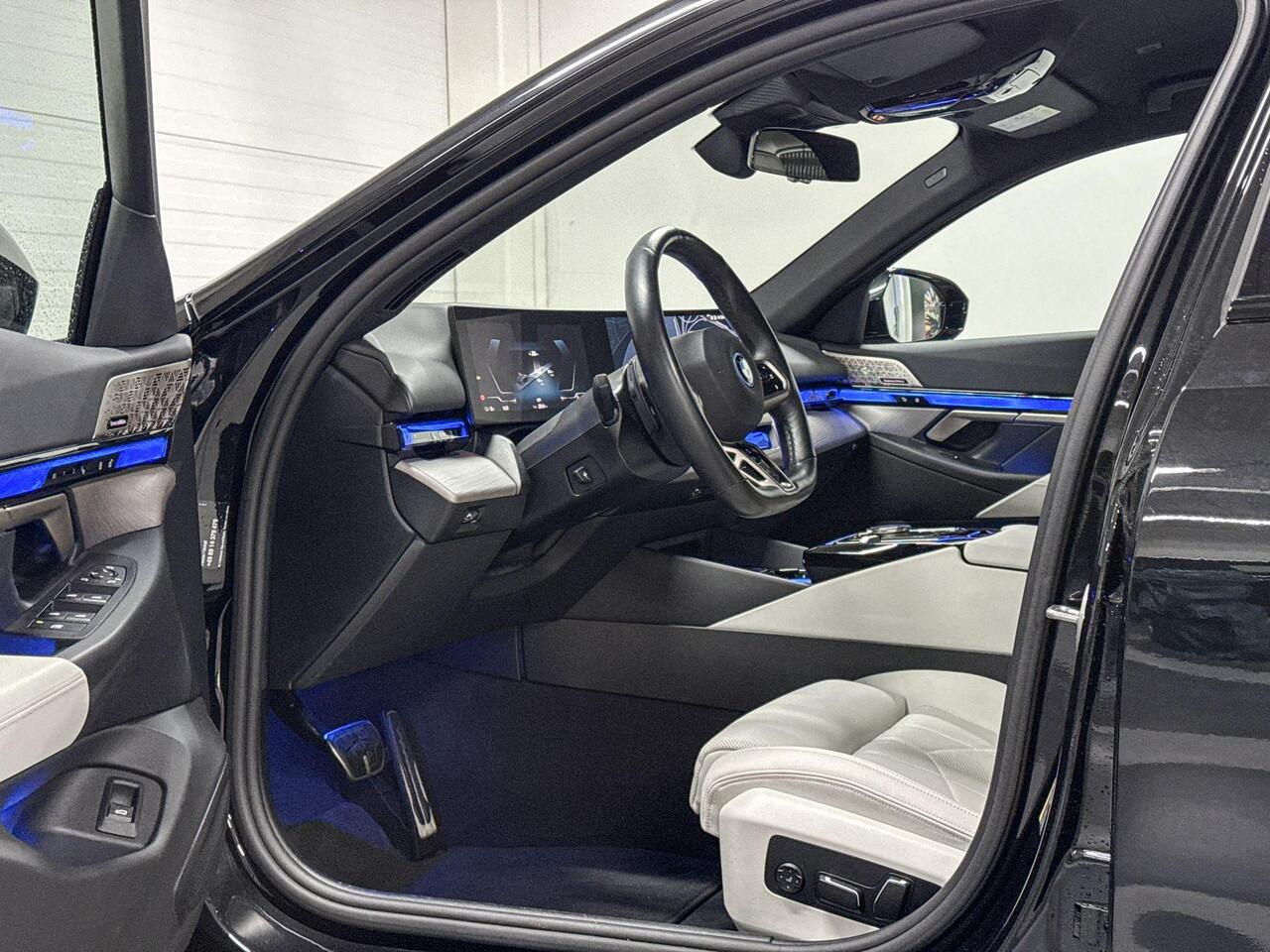 BMW i5 Sedan eDrive40 84 kWh