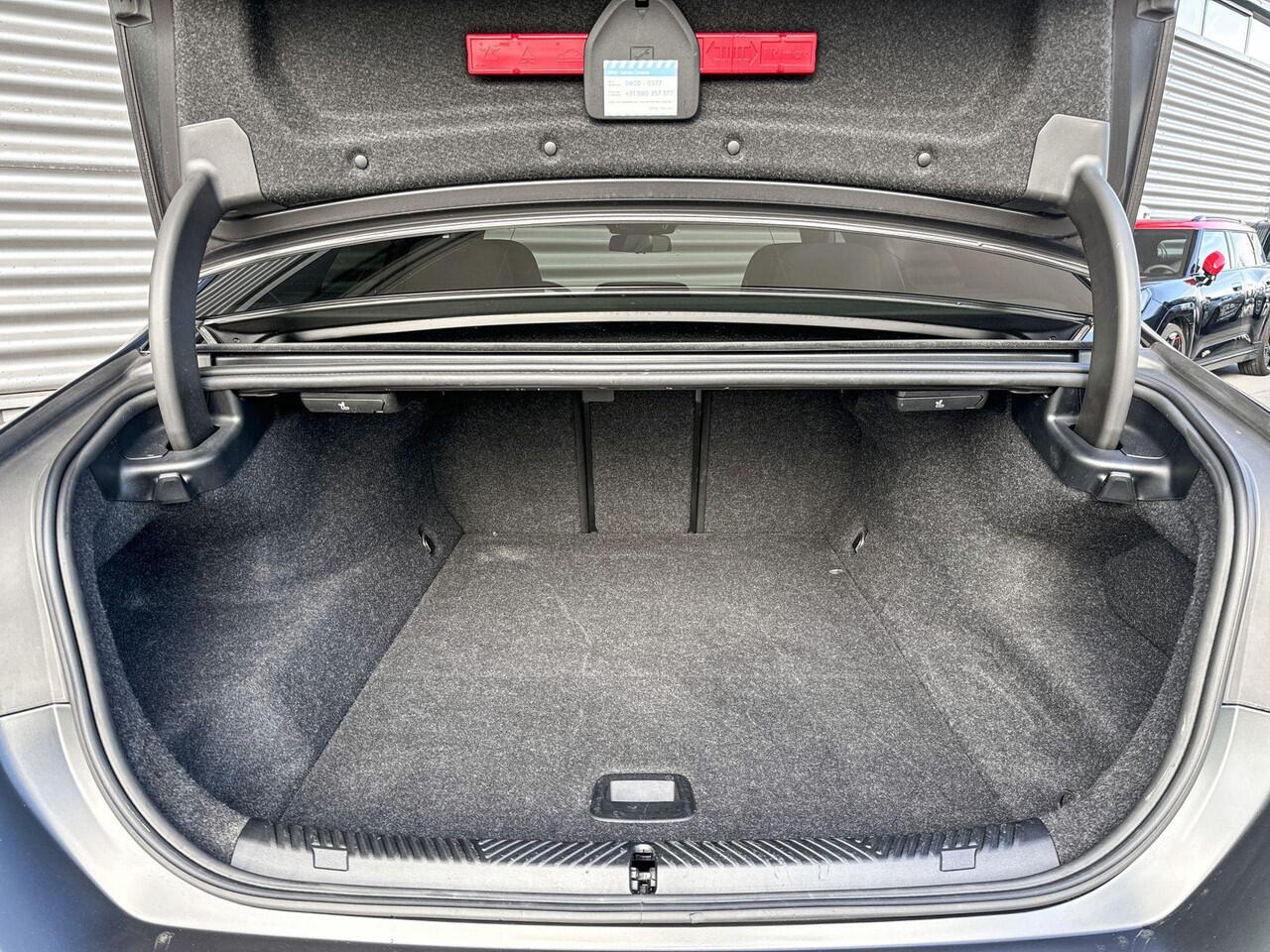 BMW i5 Sedan M60 xDrive 84 kWh