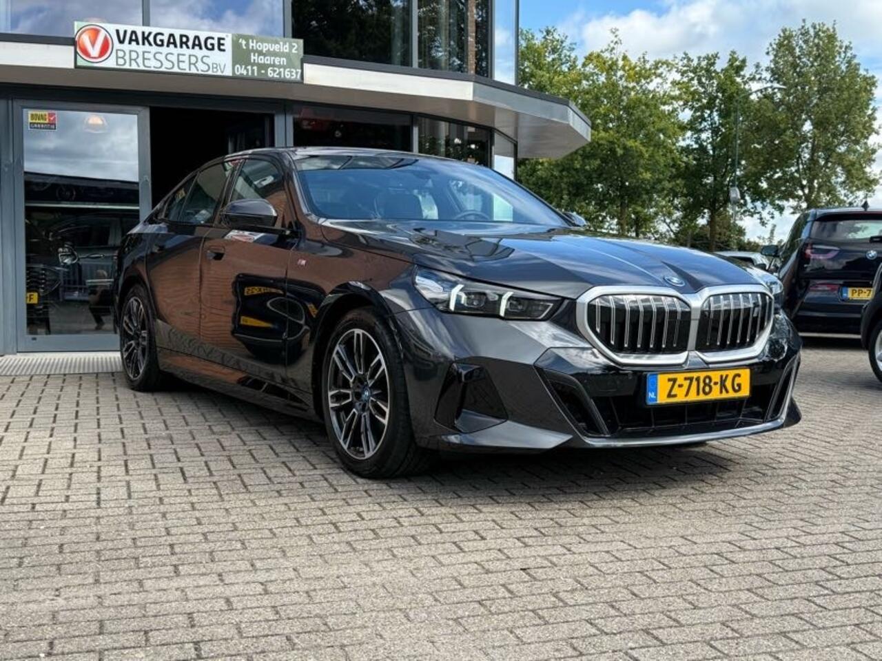 BMW i5 eDrive40 84 kWh M-Sport edition - M Sportpakket - Driving Ass Pl