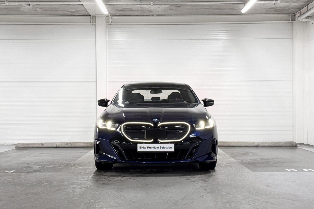 BMW i5 Sedan M60 xDrive 84 kWh