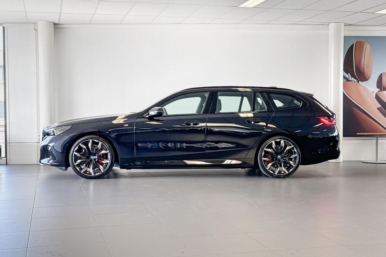 BMW i5 Touring eDrive40 M Sport Edition 84 kWh | Stoelventilatie | Harman Kardon | Driving Assistant Pro |