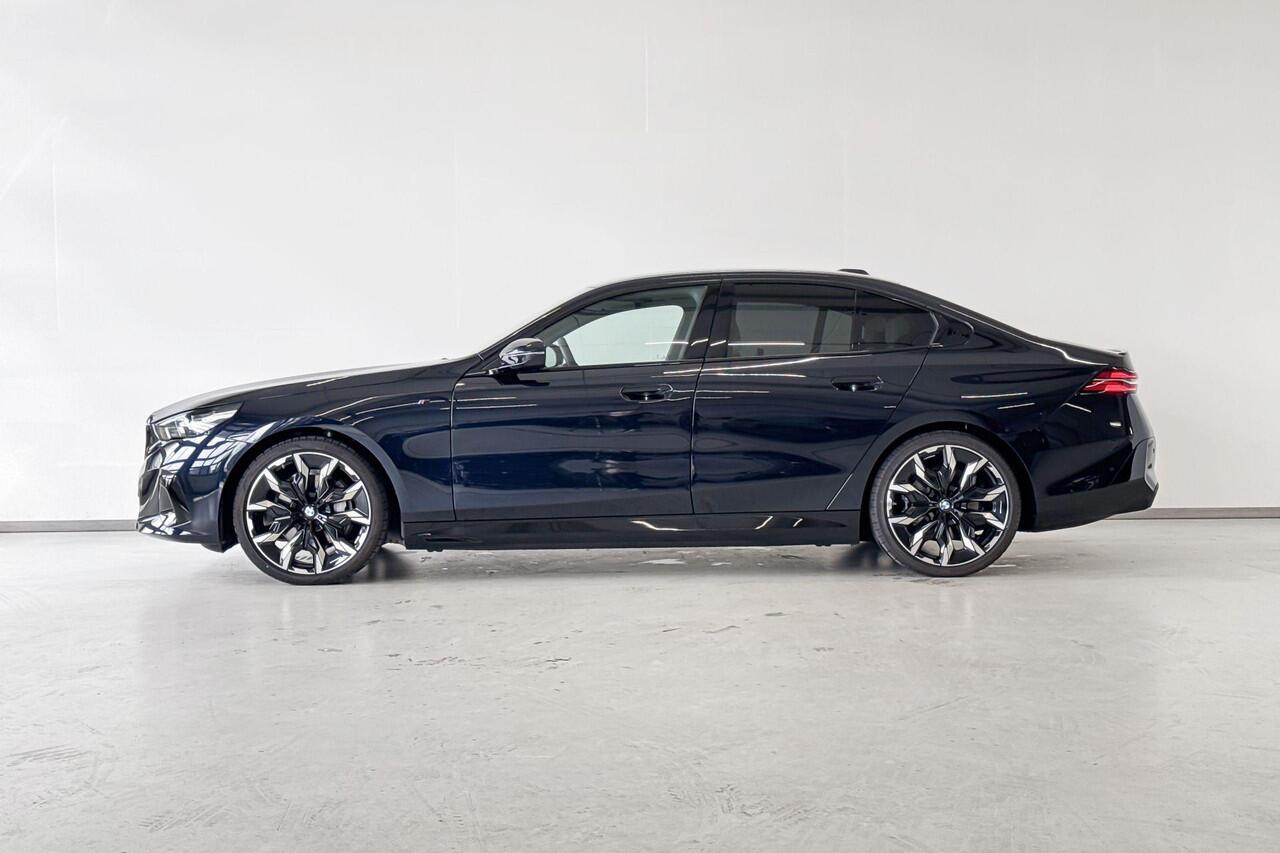 BMW i5 Sedan eDrive40 M Sport Edition