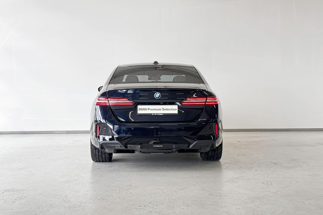 BMW i5 Sedan eDrive40 M Sport Edition