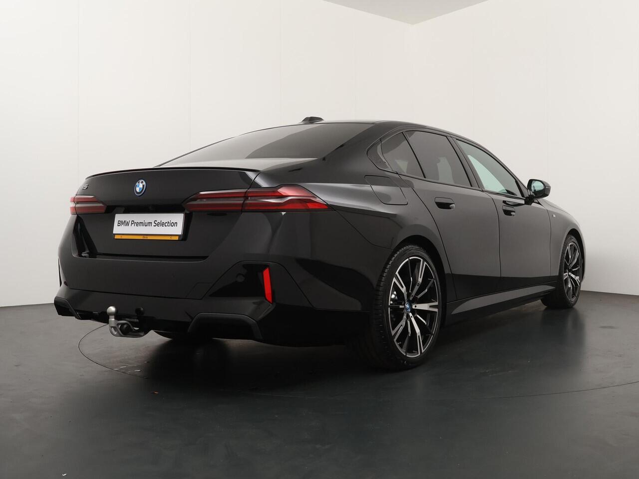 BMW i5 eDrive40 | M Sport Package Pro | Travel Package | Ekris Selection