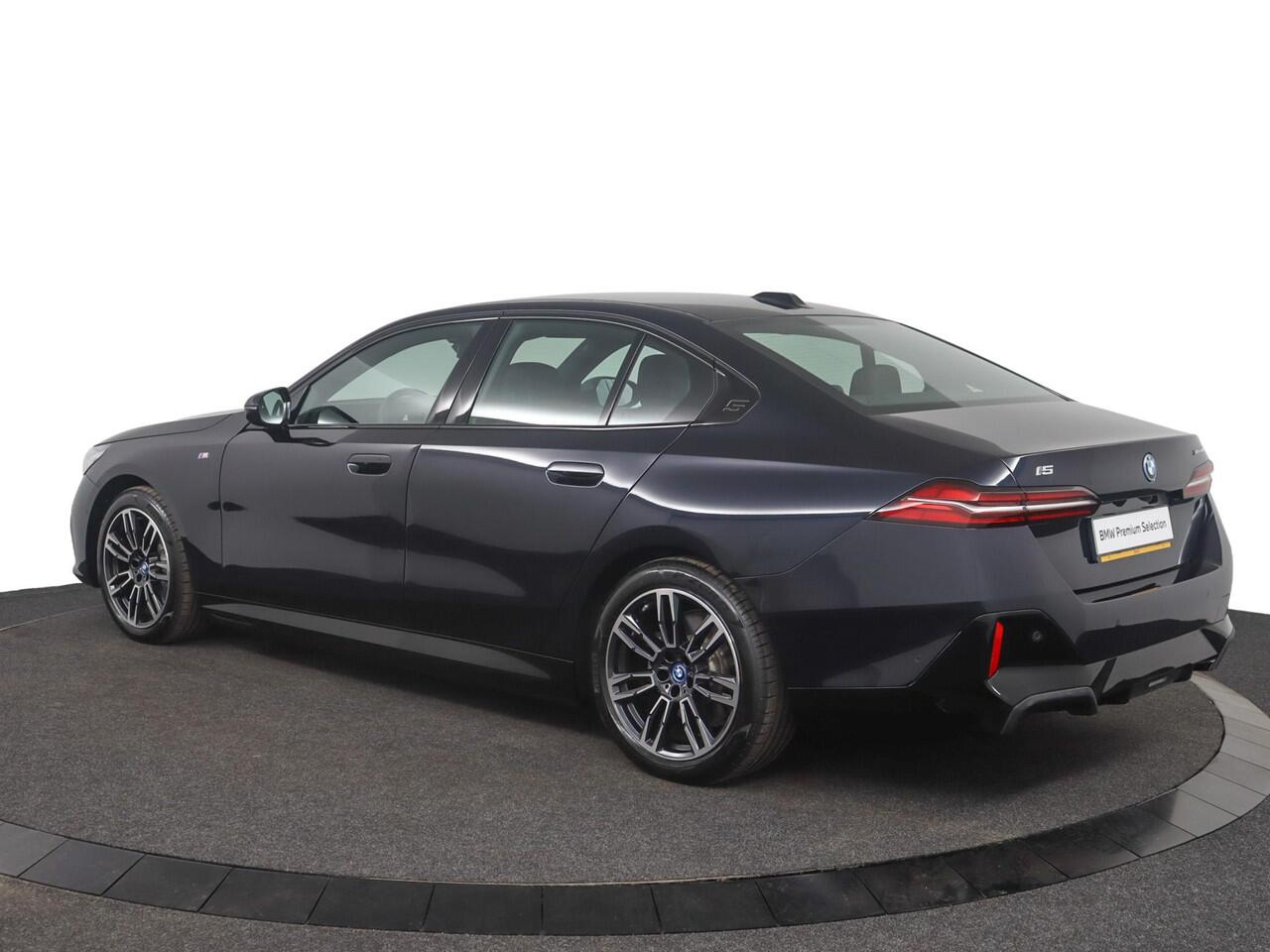 BMW i5 Sedan xDrive40 X-DRIVE | 4x4 | M Sportpakket | Travel Pack | Ekris Selection