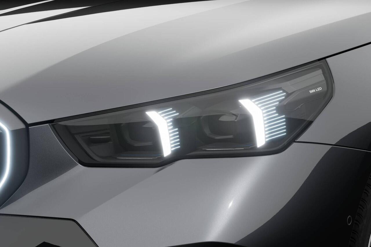 BMW i5 Sedan eDrive40 M Sport Edition | M Sportpakket Pro | Glazen panoramadak | Showroomvoordeel | VPLD