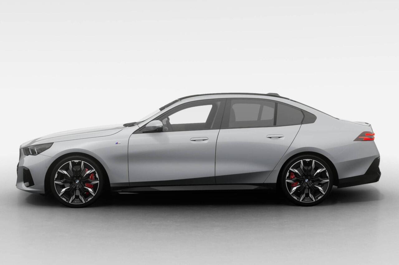 BMW i5 Sedan eDrive40 M Sport Edition | M Sport Pro | Innovation Pack | Travel Pack | Comfort Pack