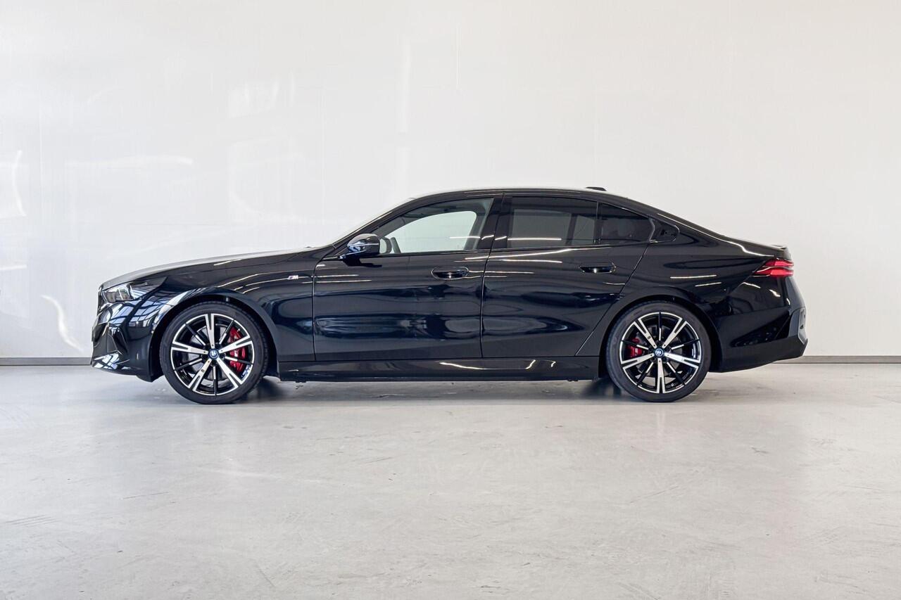 BMW i5 Sedan eDrive40 Innovation Pack M Sport Edition | Selections