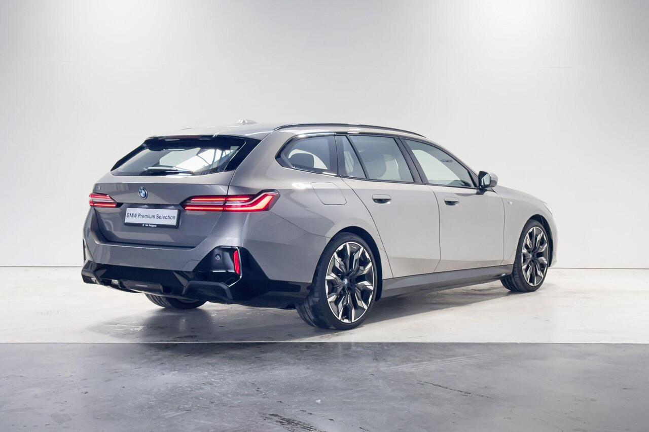 BMW i5 Touring eDrive40 M Sport Edition Innovation Pack