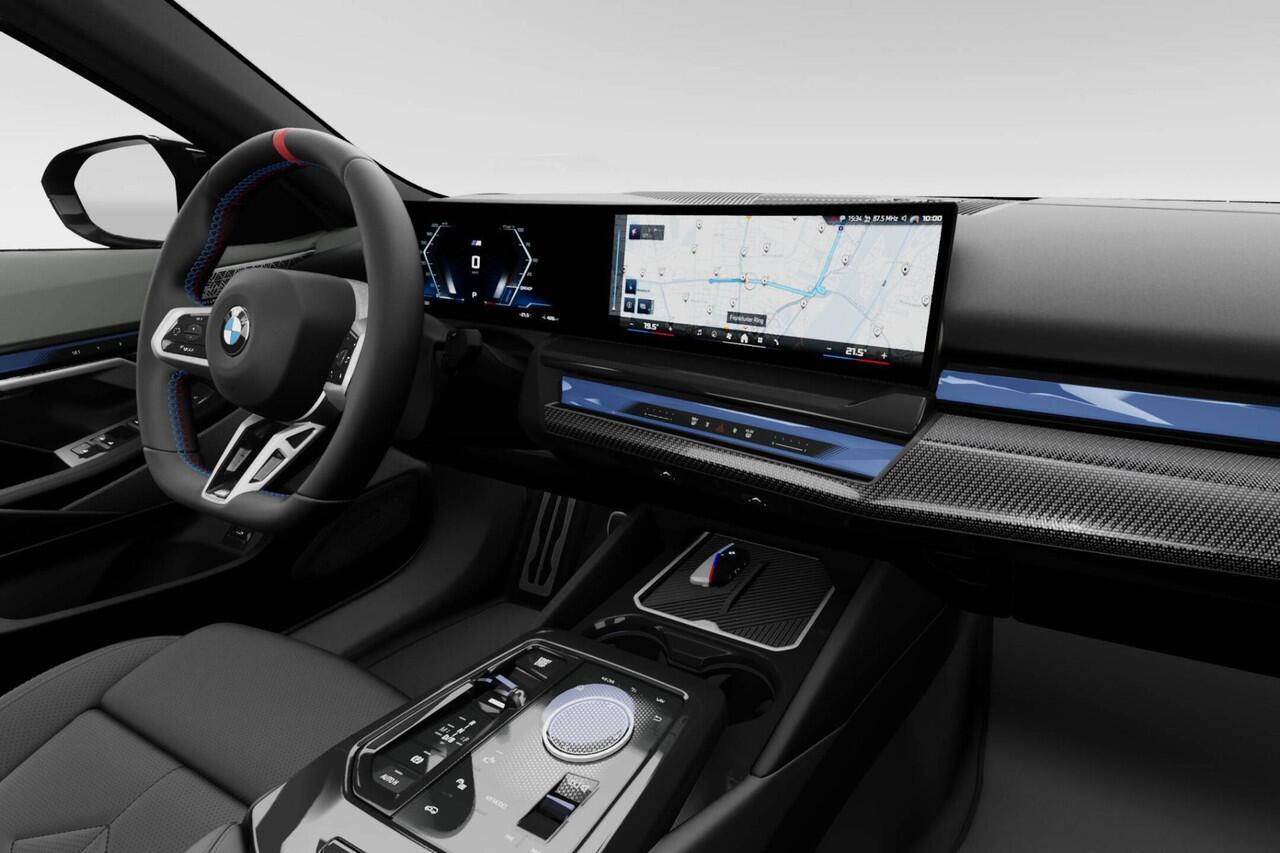 BMW i5 Touring M60 xDrive | M Sport Pro | Innovation Pack | Travel Pack | Comfort Pack | Bowers & Wilkins | Comfortstoelen | CraftedClarity