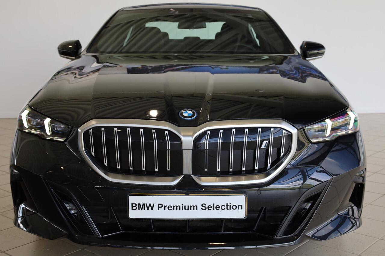 BMW i5 eDrive40 M Sportpakket | Comfortstoelen | Driving Assistant Plus | Ekris Selection