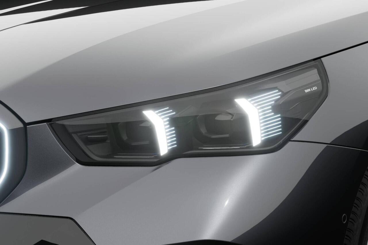 BMW i5 Sedan eDrive40 M Sport Edition | M Sport Pro | Travel Pack | Comfort Pack | Trekhaak | Getint Glas | Laadaansluiting 22kW | VPLD