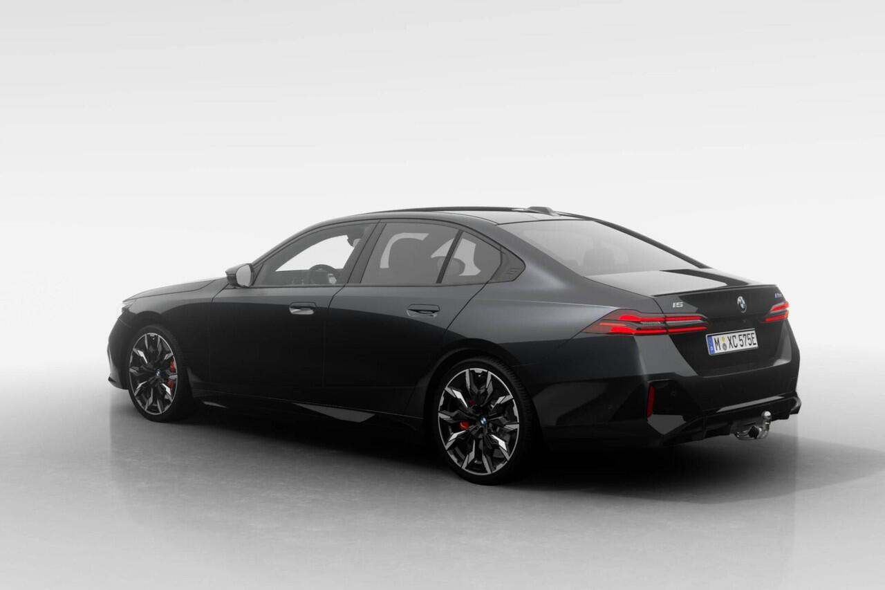 BMW i5 Sedan M60 xDrive | M Sport Pro | Innovation Pack | Travel Pack | Comfort Pack | Bowers & Wilkins Surround Sound System | Driving Assistant Professional | Trekhaak