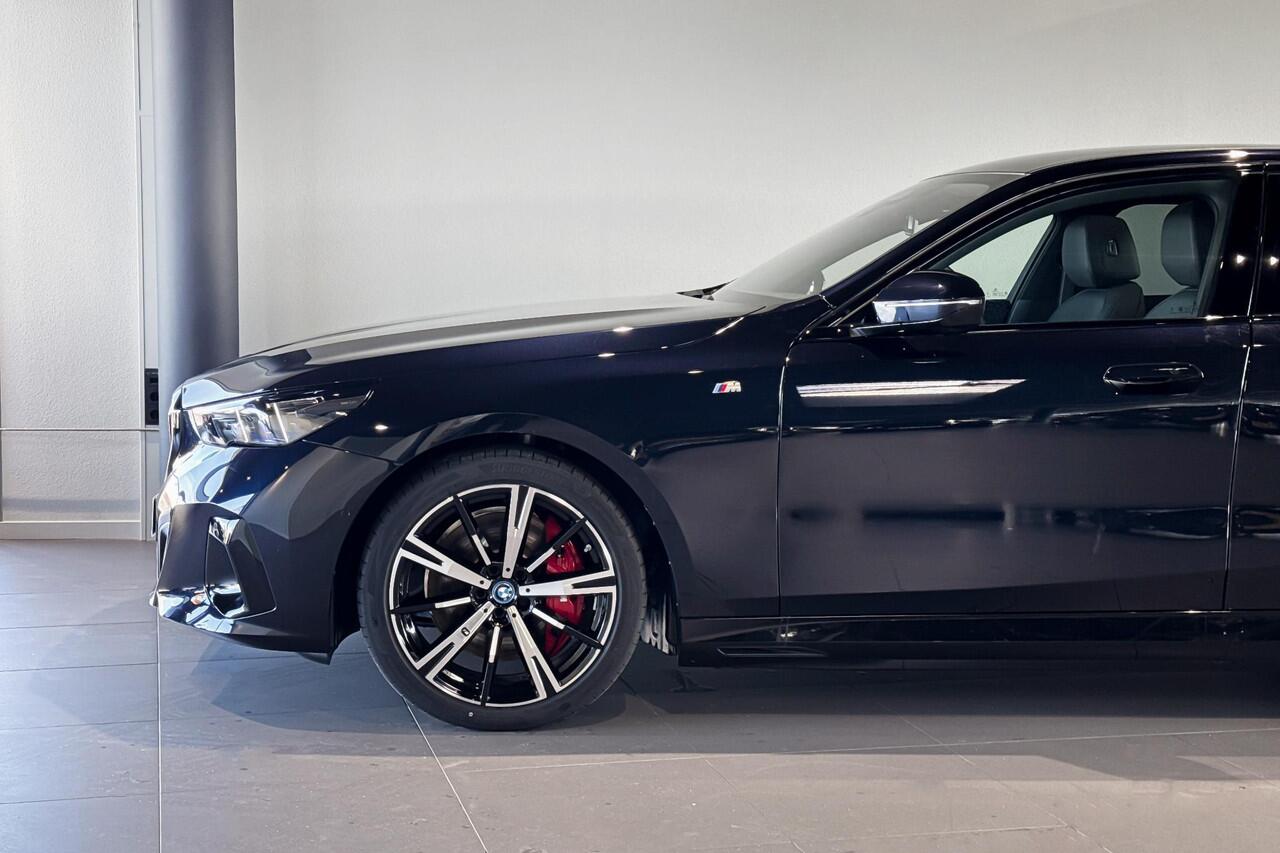 BMW i5 Sedan eDrive40 M Sport Edition | M Sport Pro | Travel Pack | Comfort Pack