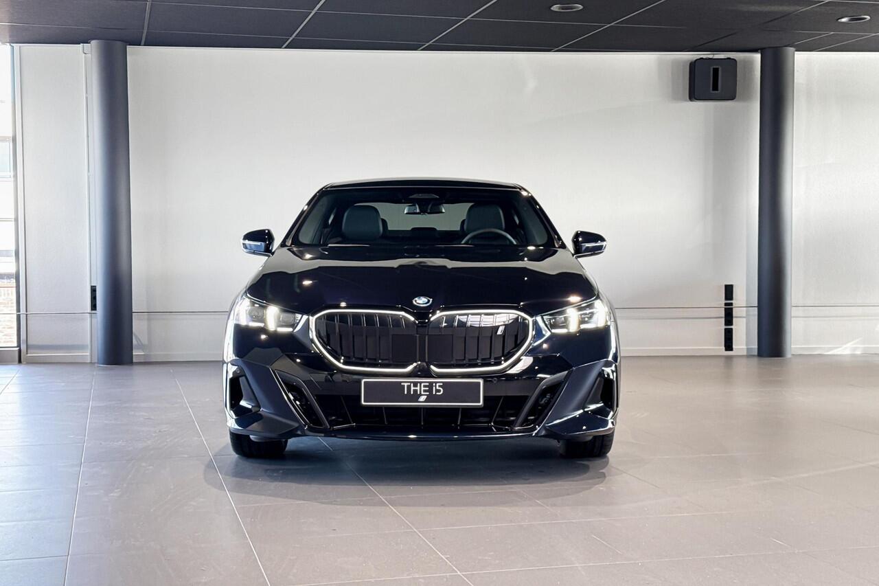 BMW i5 Sedan eDrive40 M Sport Edition | M Sport Pro | Travel Pack | Comfort Pack