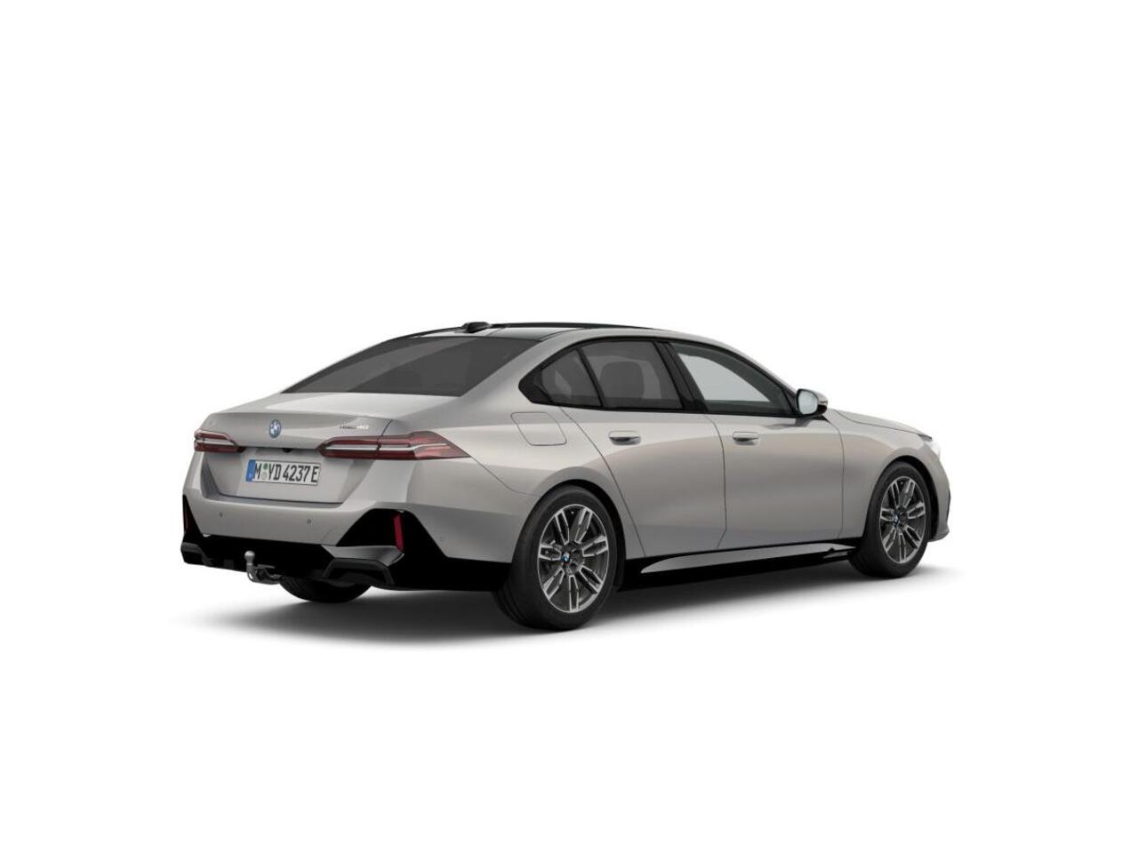 BMW i5 eDrive40 M Sport Edition | M Sportpakket | Equipment Package Pro | Travel Package