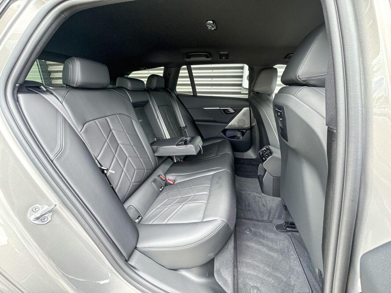 BMW i5 Touring eDrive40 M Sportpakket Pro / Innovation Pack / Travel Pack / Driving Assistant Professional | ElectricDeals