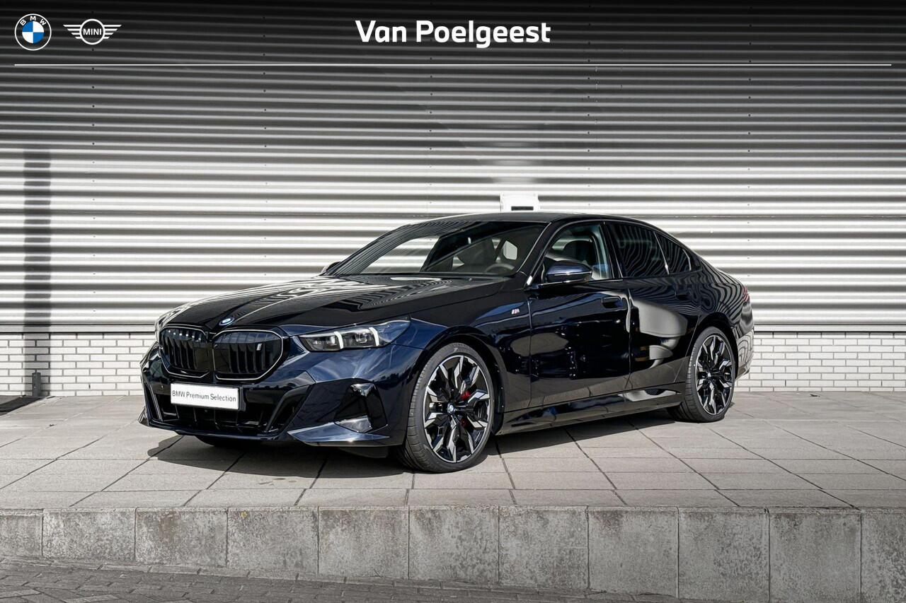 BMW i5 Sedan eDrive40 M Sportpakket Pro / Innovation Pack / Travel Pack / Comfort Pack / Trekhaak / Panoramadak