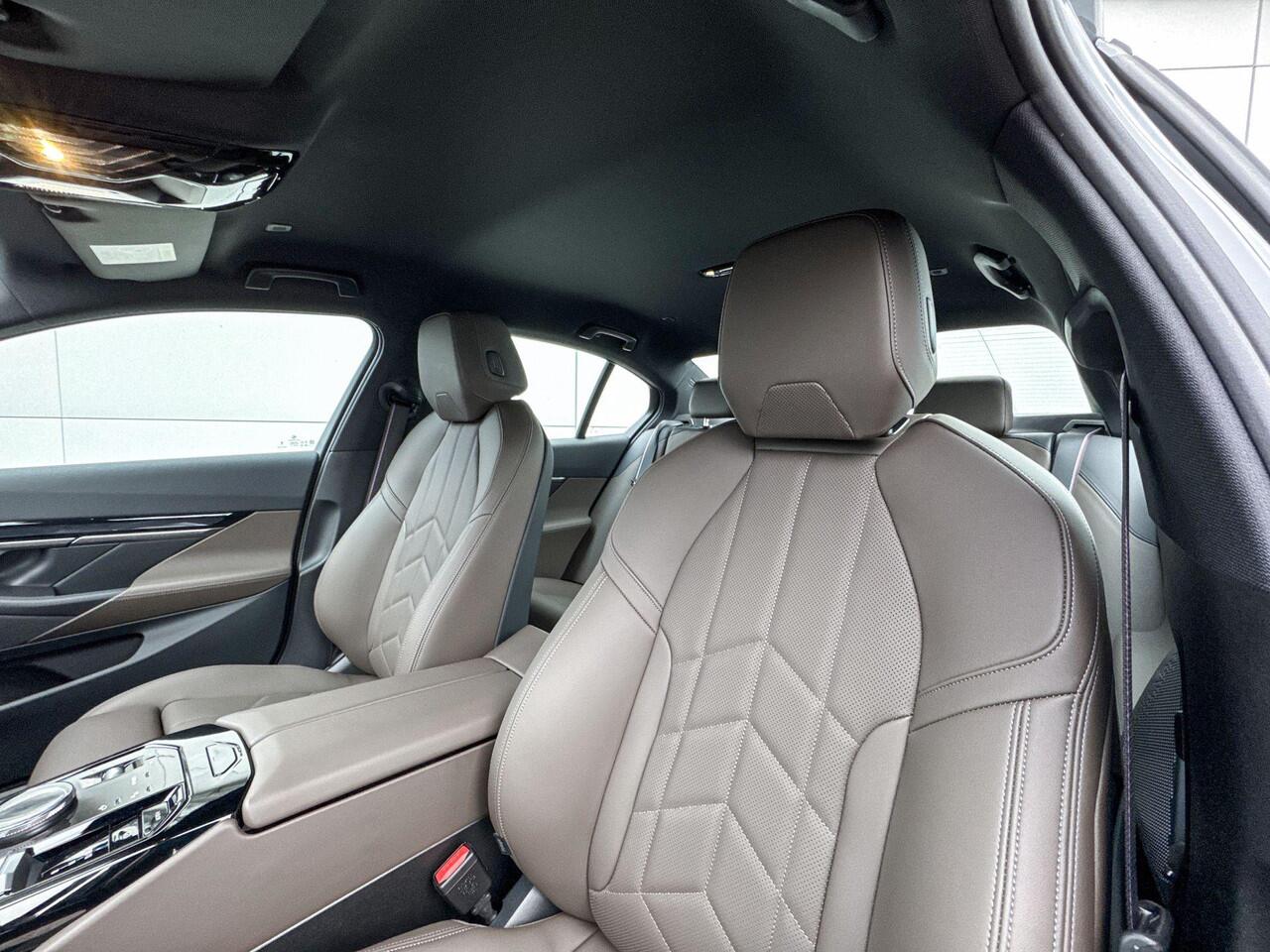 BMW i5 Sedan M60 xDrive 84 kWh