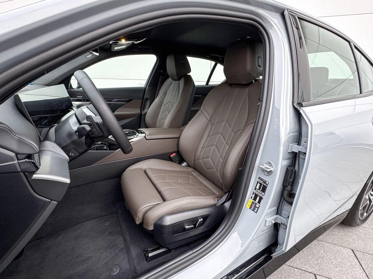 BMW i5 Sedan M60 xDrive 84 kWh