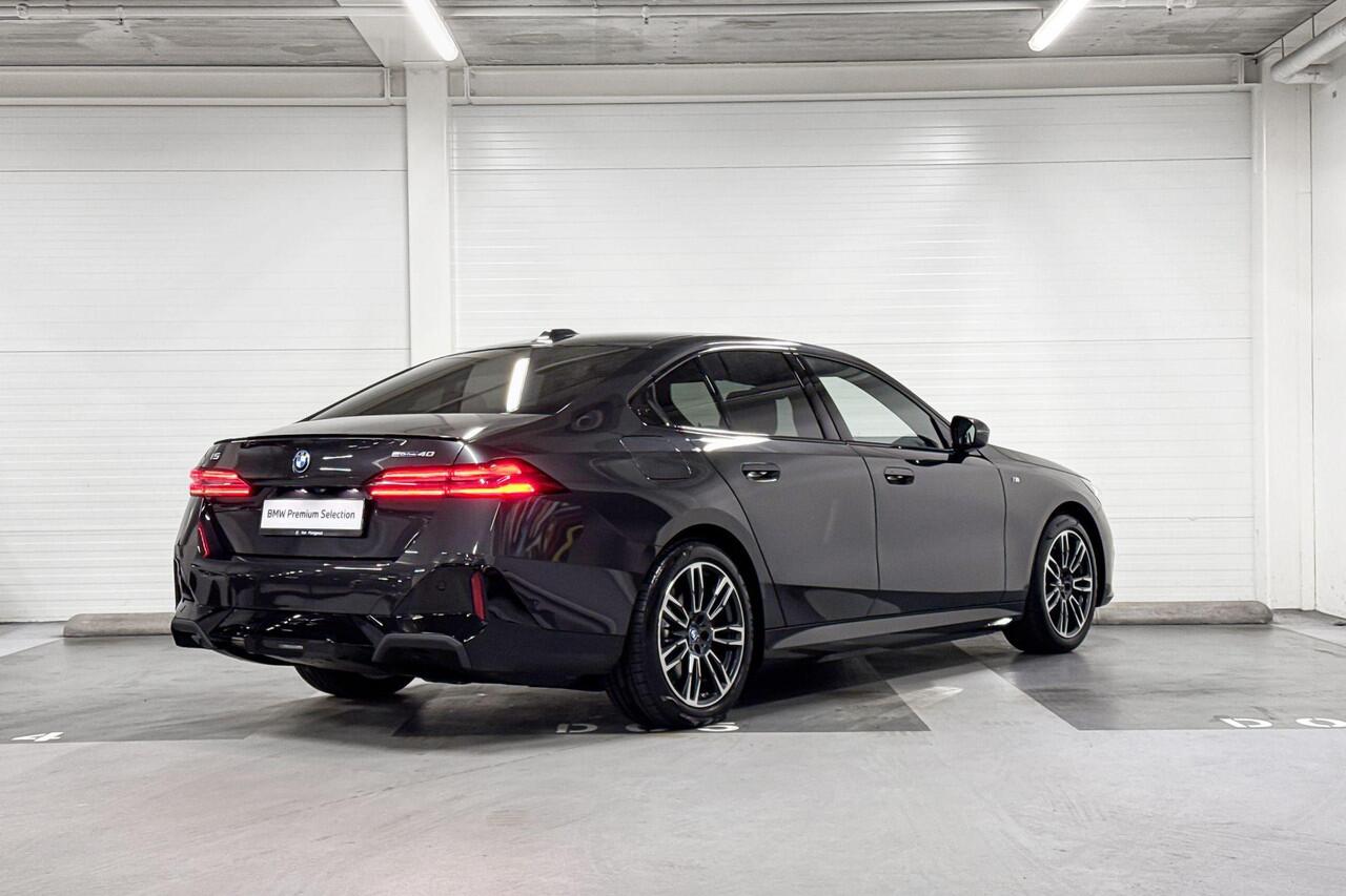 BMW i5 Sedan eDrive40 | M-Sport Pro | Travel Pack | Driving Assistant | Harman/Kardon | Comfort Access | ElectricDeals