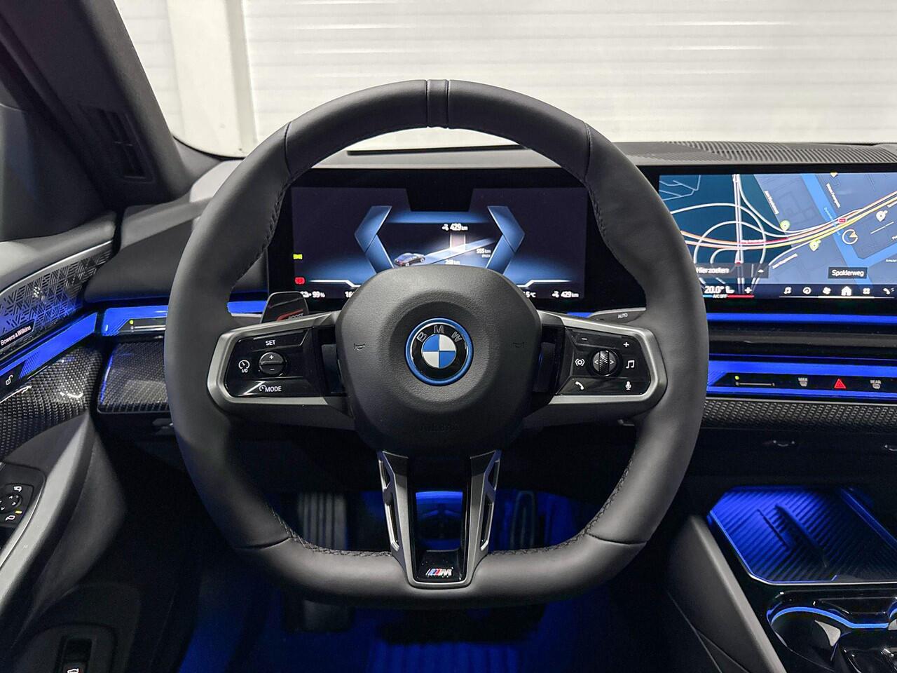 BMW i5 Sedan eDrive40 | M-Sport Pro | Travel Pack | Innovation Pack | Comfort Pack | Driving Assistant Plus | Bowers&Wilkins | Panoramadak | Comfort Access | Trekhaak | ElectricDeals