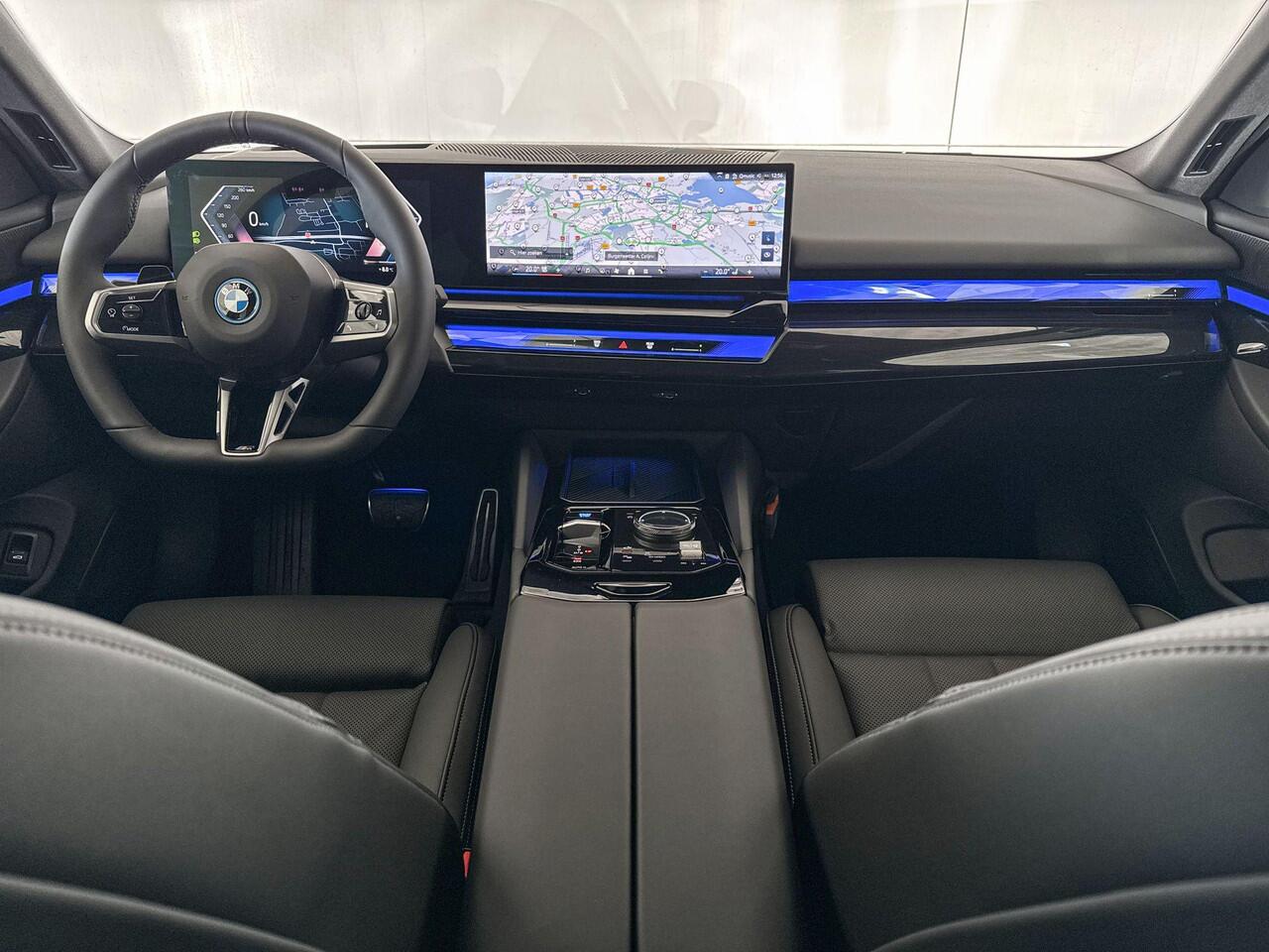 BMW i5 Touring xDrive40 84 kWh | M Sportpakket Pro | Innovation Pack | Comfort Pack | ElectricDeals