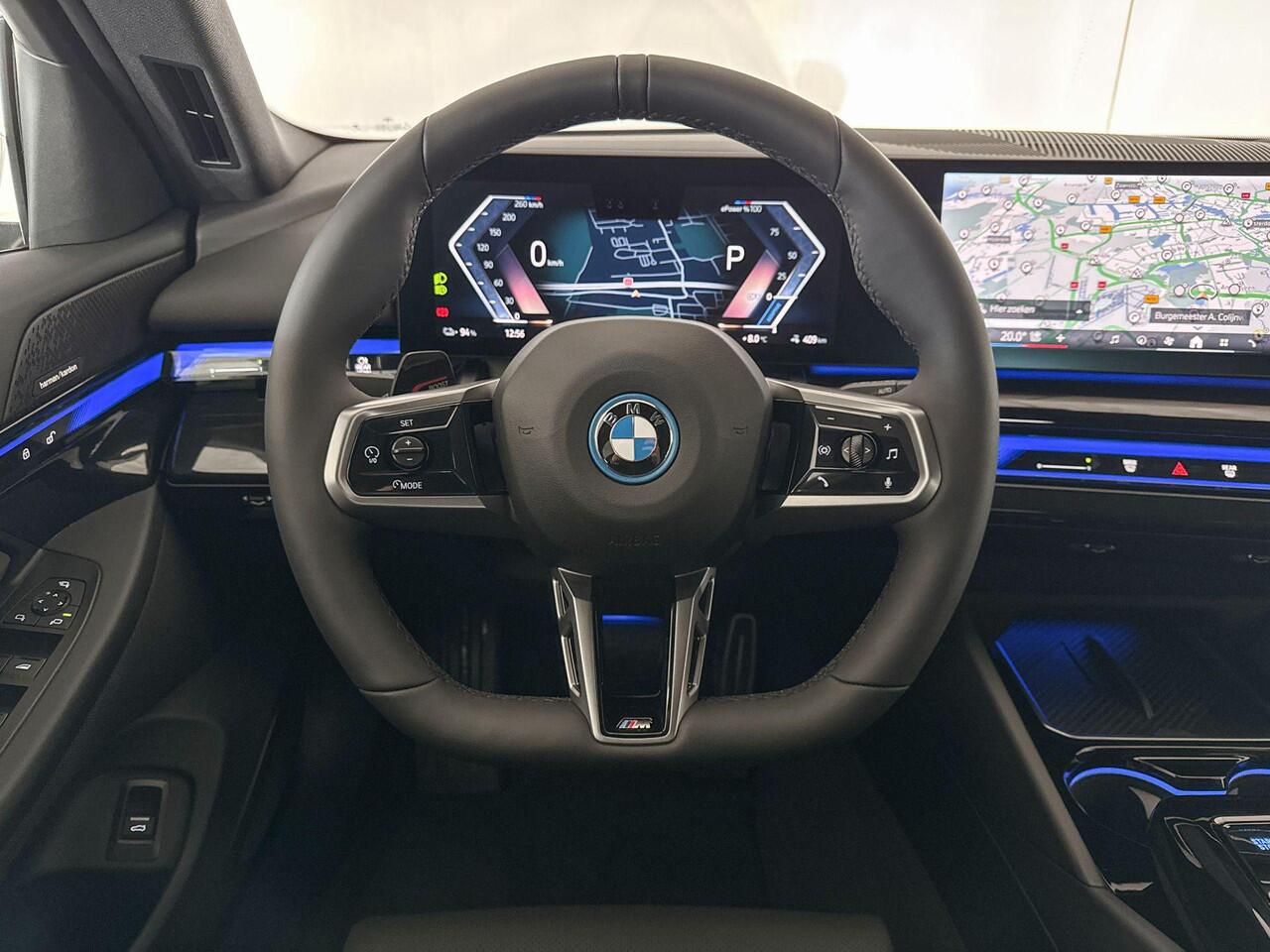 BMW i5 Touring xDrive40 84 kWh | M Sportpakket Pro | Innovation Pack | Comfort Pack | ElectricDeals