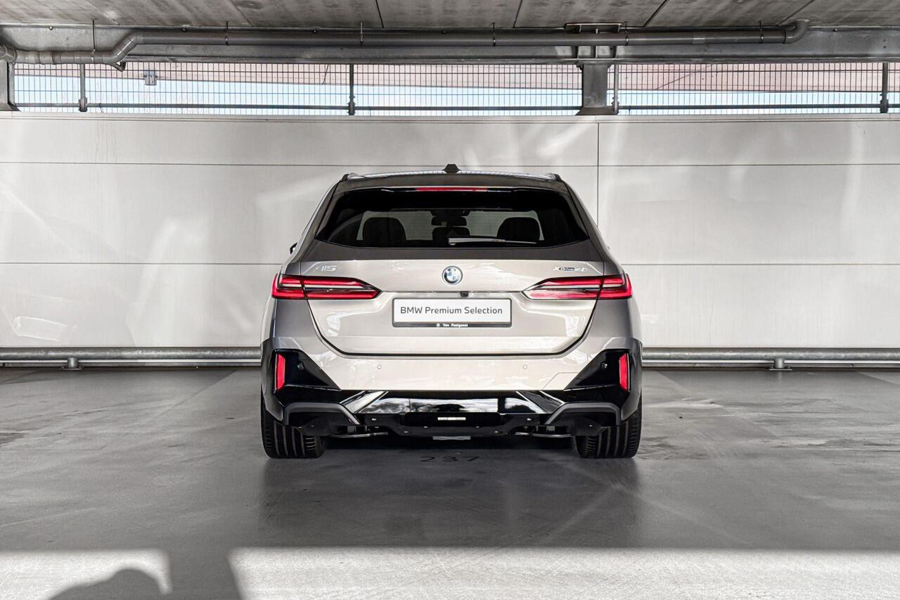 BMW i5 Touring xDrive40 84 kWh | M Sportpakket Pro | Innovation Pack | Comfort Pack | ElectricDeals