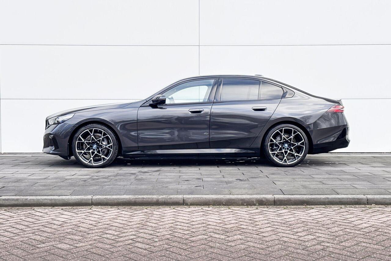 BMW i5 Sedan eDrive40 M Sport Edition 84 kWh | ElectricDeals