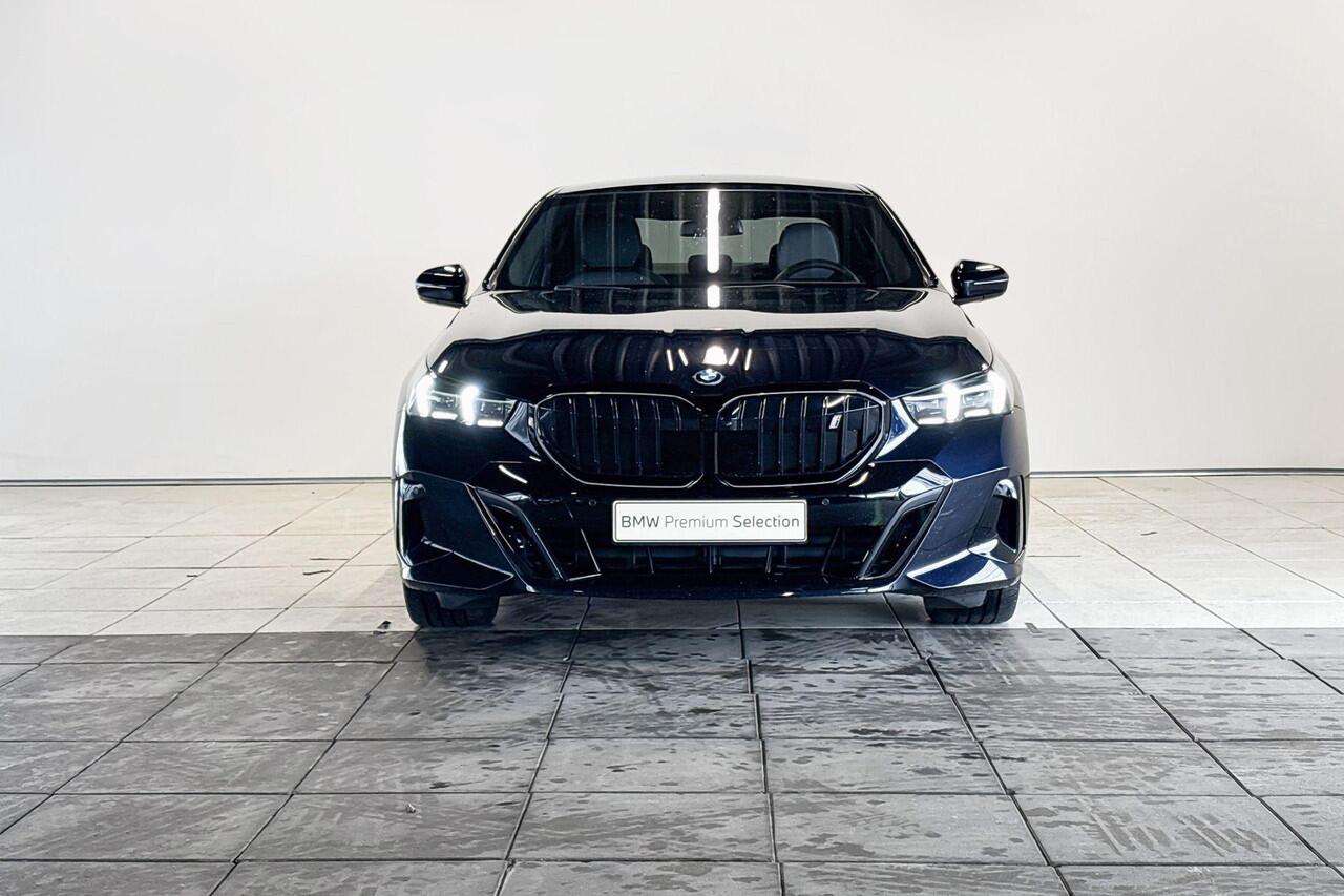BMW i5 Sedan eDrive40 M Sport Edition Innovation Pack - Beschikbaar vanaf: April 2026 | ElectricDeals
