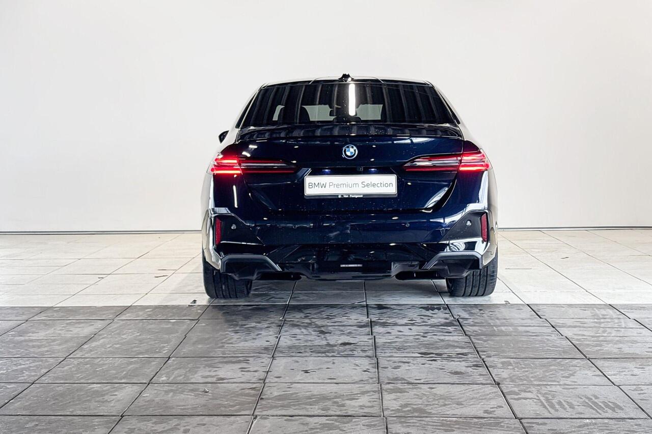 BMW i5 Sedan eDrive40 M Sport Edition Innovation Pack - Beschikbaar vanaf: April 2026 | ElectricDeals