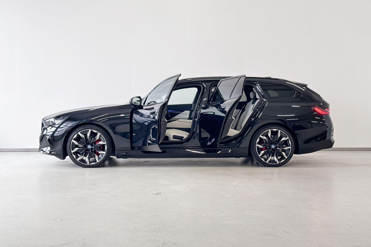 BMW i5 Touring eDrive40 Innovation Pack M Sportpakket Pro | ElectricDeals