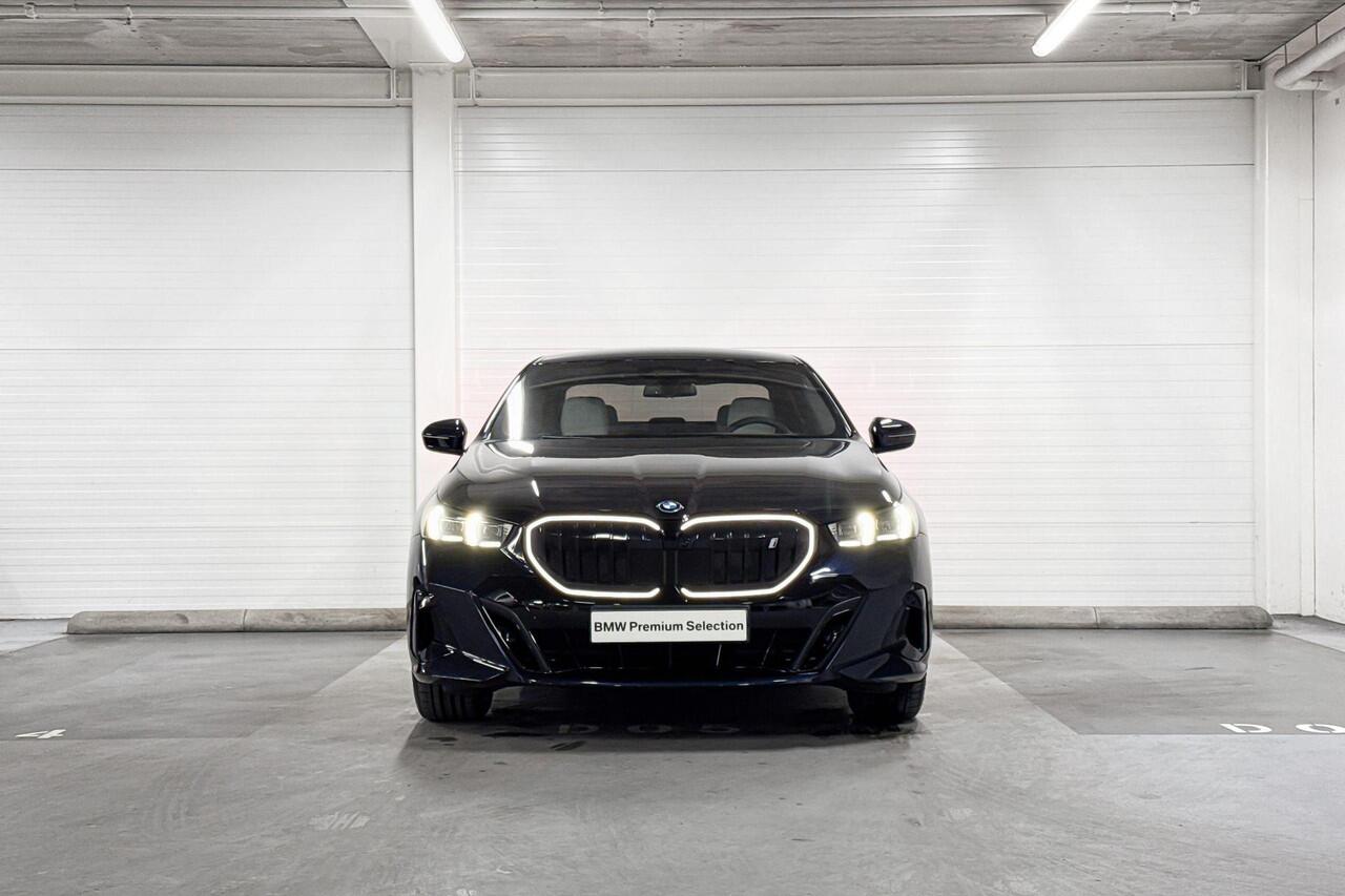 BMW i5 Sedan eDrive40 84 kWh