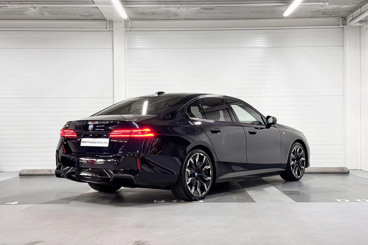 BMW i5 Sedan eDrive40 84 kWh