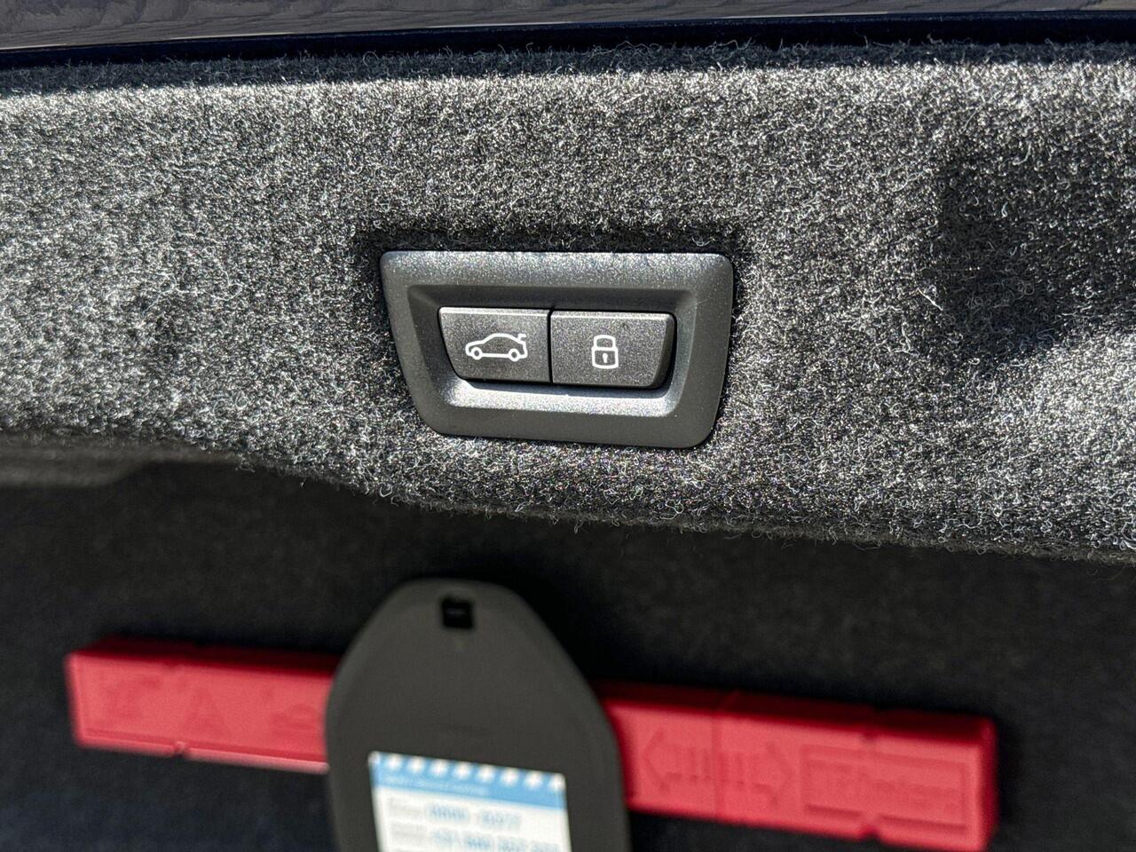 BMW i5 Sedan eDrive40 M Sport Edition 84 kWh | M Sport Pro | Trekhaak | H&K | Comfort Pack