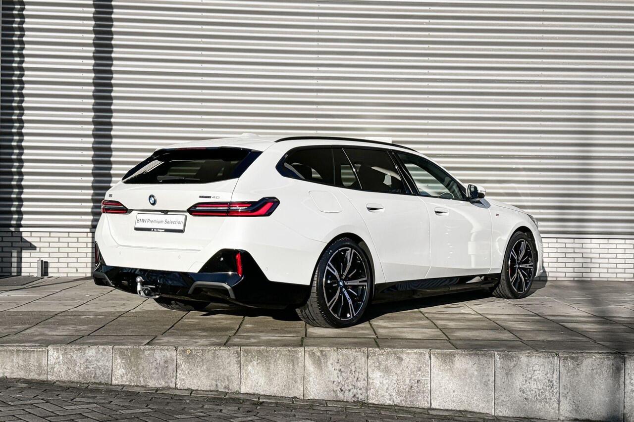 BMW i5 Touring eDrive40 M Sportpakket Pro / Innovation Pack / Travel Pack