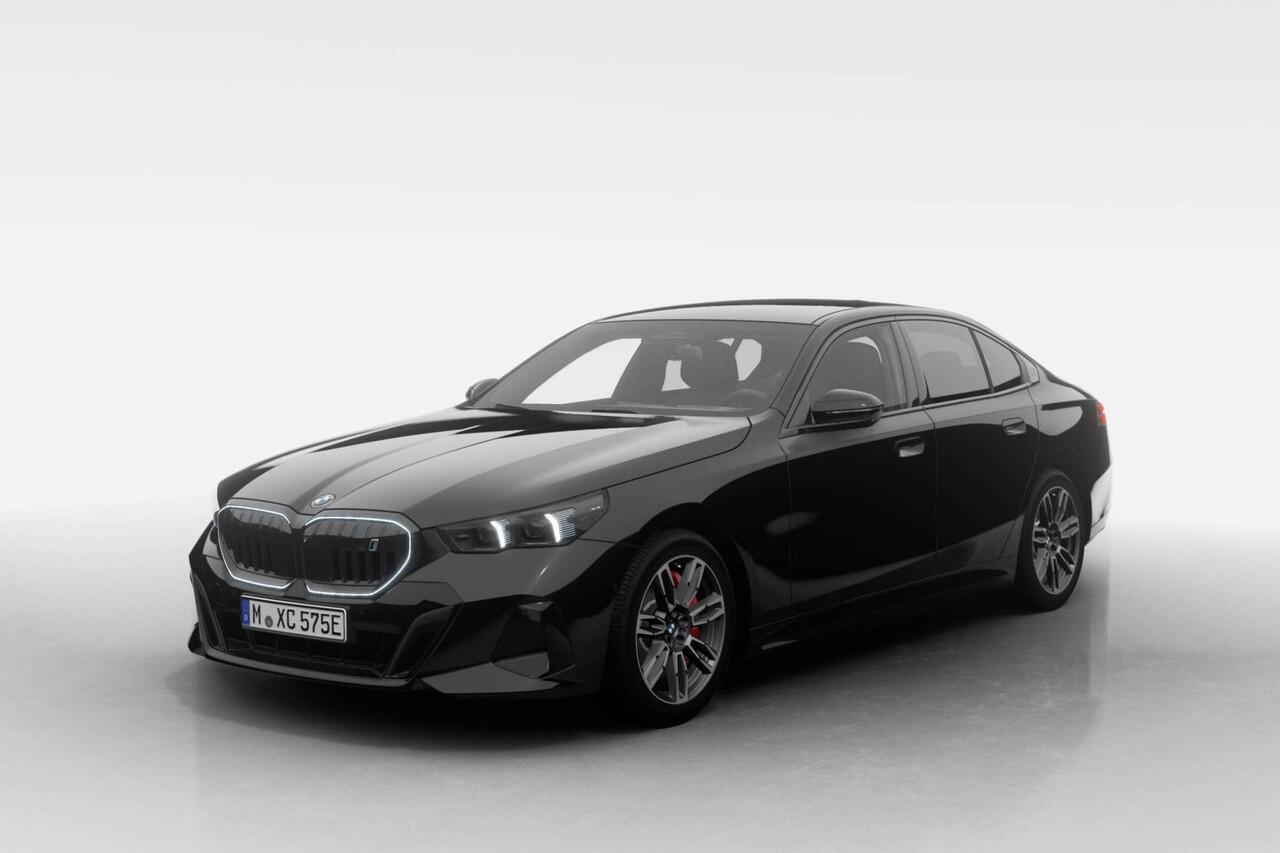 BMW i5 Sedan eDrive40 M Sport Edition | M Sport Pro | Innovation Pack | Travel Pack | Comfort Pack | Showroomvoordeel