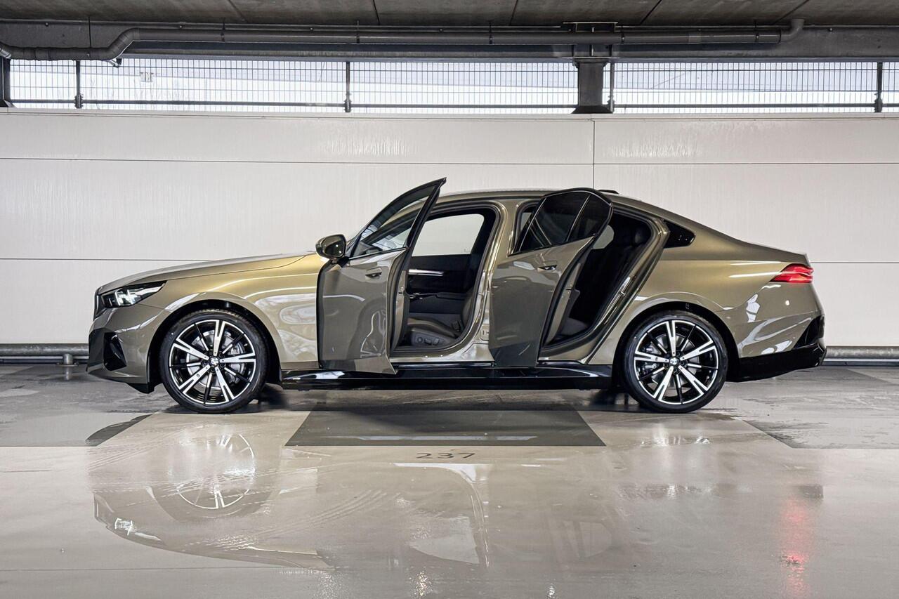 BMW i5 Sedan eDrive40 M Sport Edition 84 kWh | M Sportpakket | Travel Pack | ElectricDeals