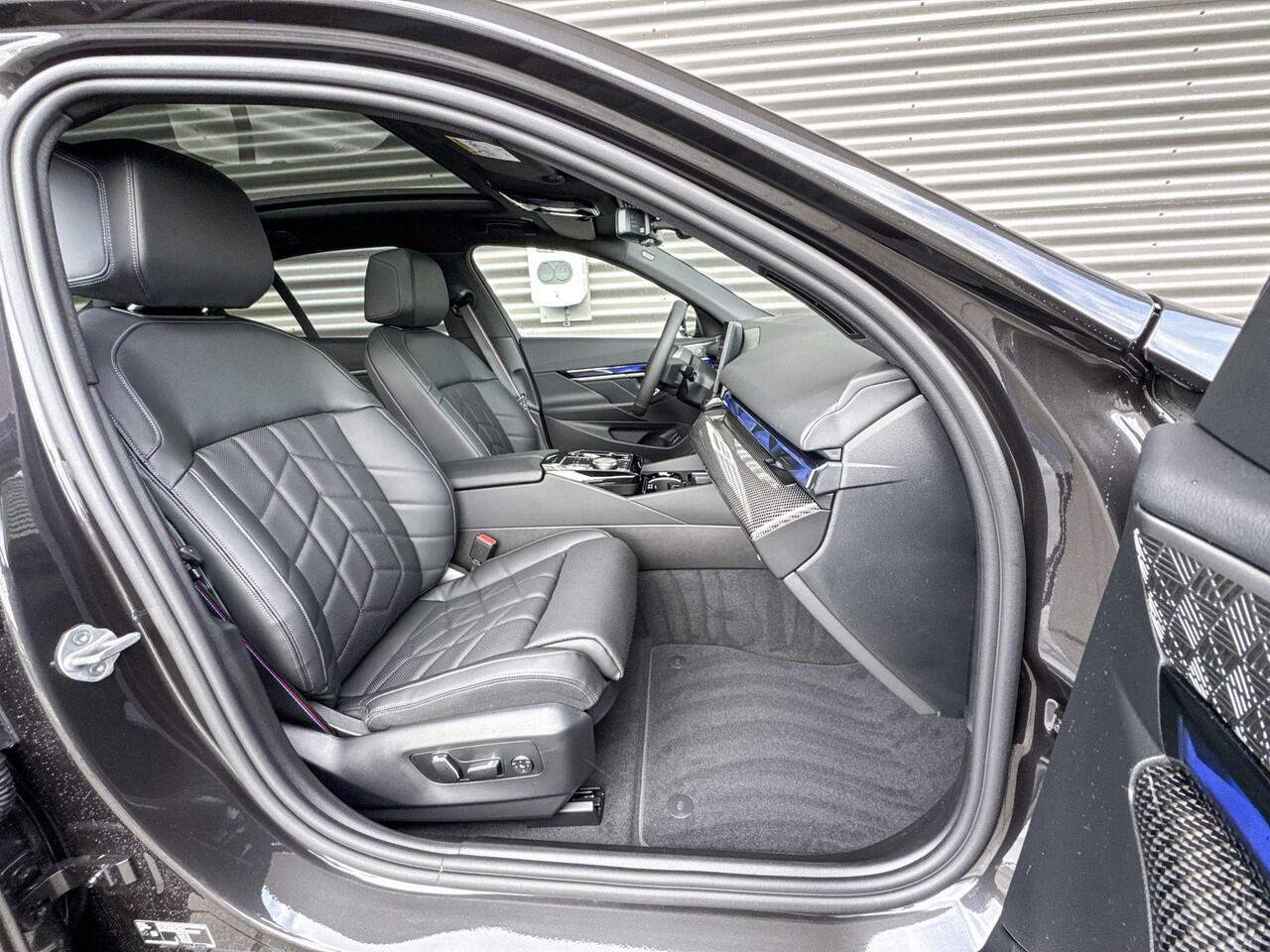 BMW i5 Sedan eDrive40