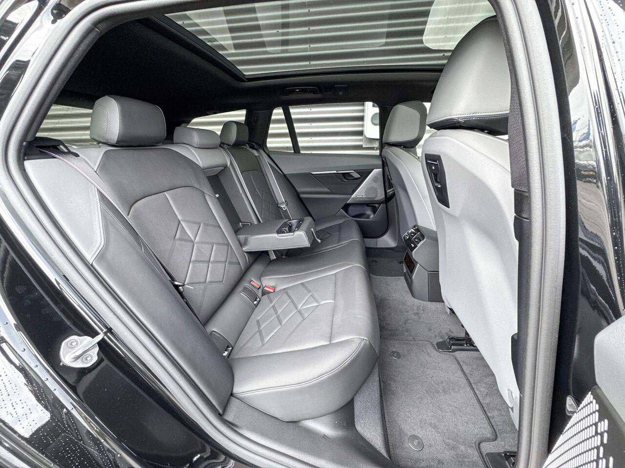 BMW i5 Touring eDrive40