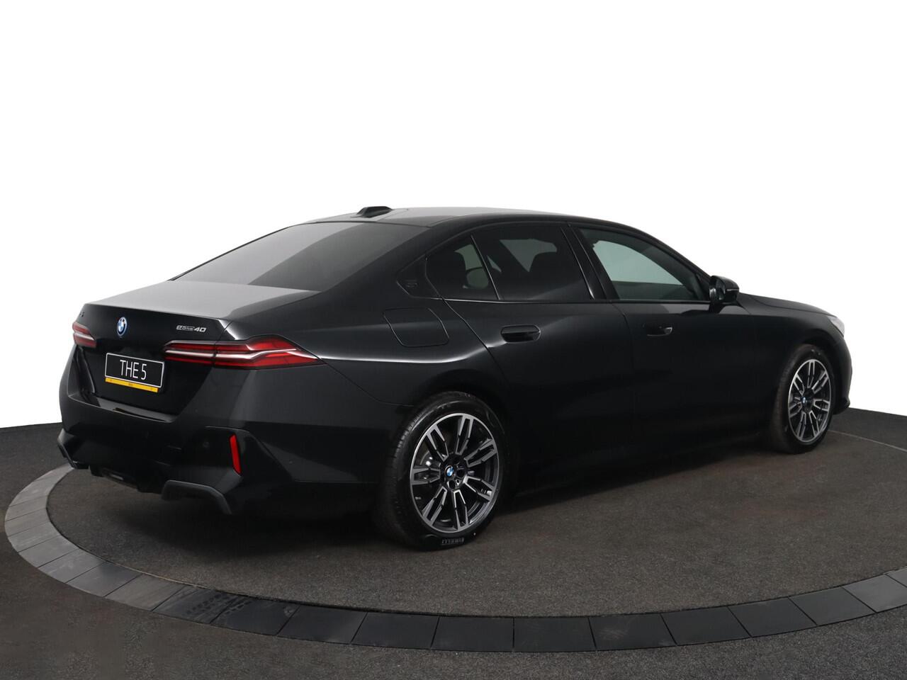 BMW i5 eDrive40 Sedan | M Sport Edition | M Sportpakket | Innovation Pack | Travel Pack | Showroom Selection