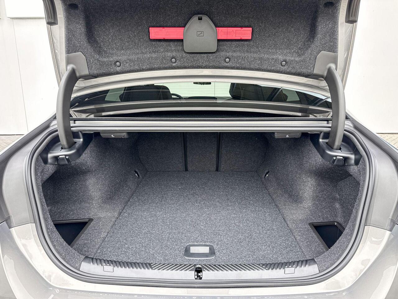 BMW i5 Sedan eDrive40 | M Sport Pro | Panoramadak