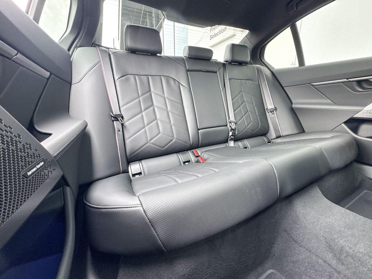 BMW i5 Sedan eDrive40 | M Sport Pro | Panoramadak