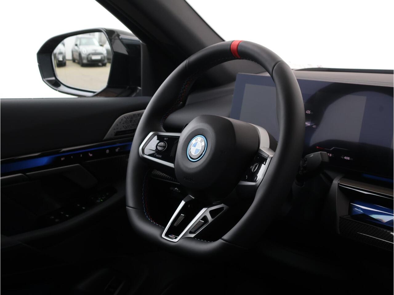 BMW i5 M60 xDrive | Sportpakket Pro | Equipment Pack Pro | Travel Pack | Showroom Selection