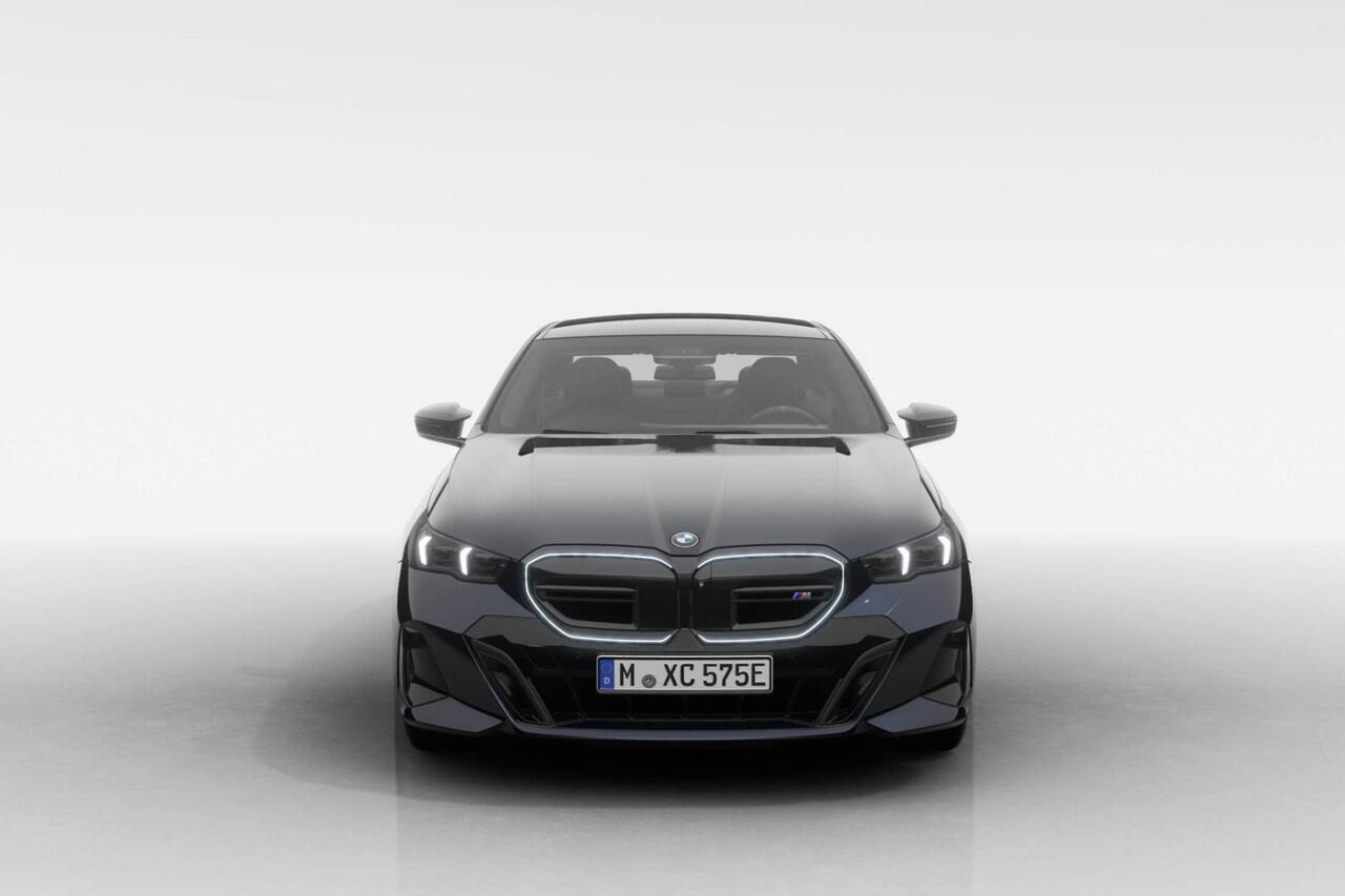 BMW i5 Sedan M60 xDrive | M Sport Pro | Innovation Pack | Travel Pack | Comfort Pack | Bowers & Wilkins Surround System | Trekhaak | ElectricDeals