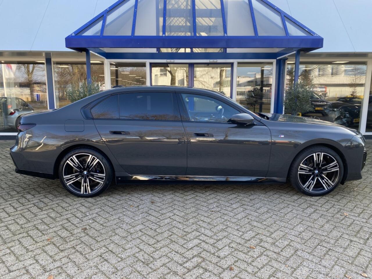 BMW i7 xDrive60