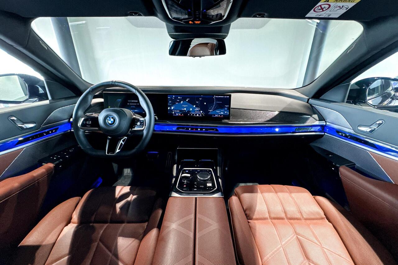 BMW i7 xDrive60 M Sport | Bowers & Wilkins | Trekhaak