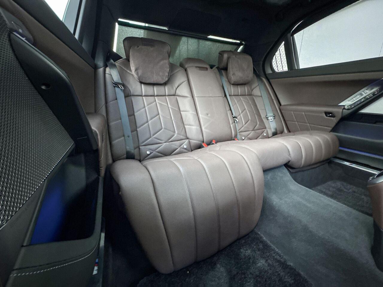 BMW i7 eDrive50 106 kWh Exclusive Lounge | M Sport | Connoisseur Pack