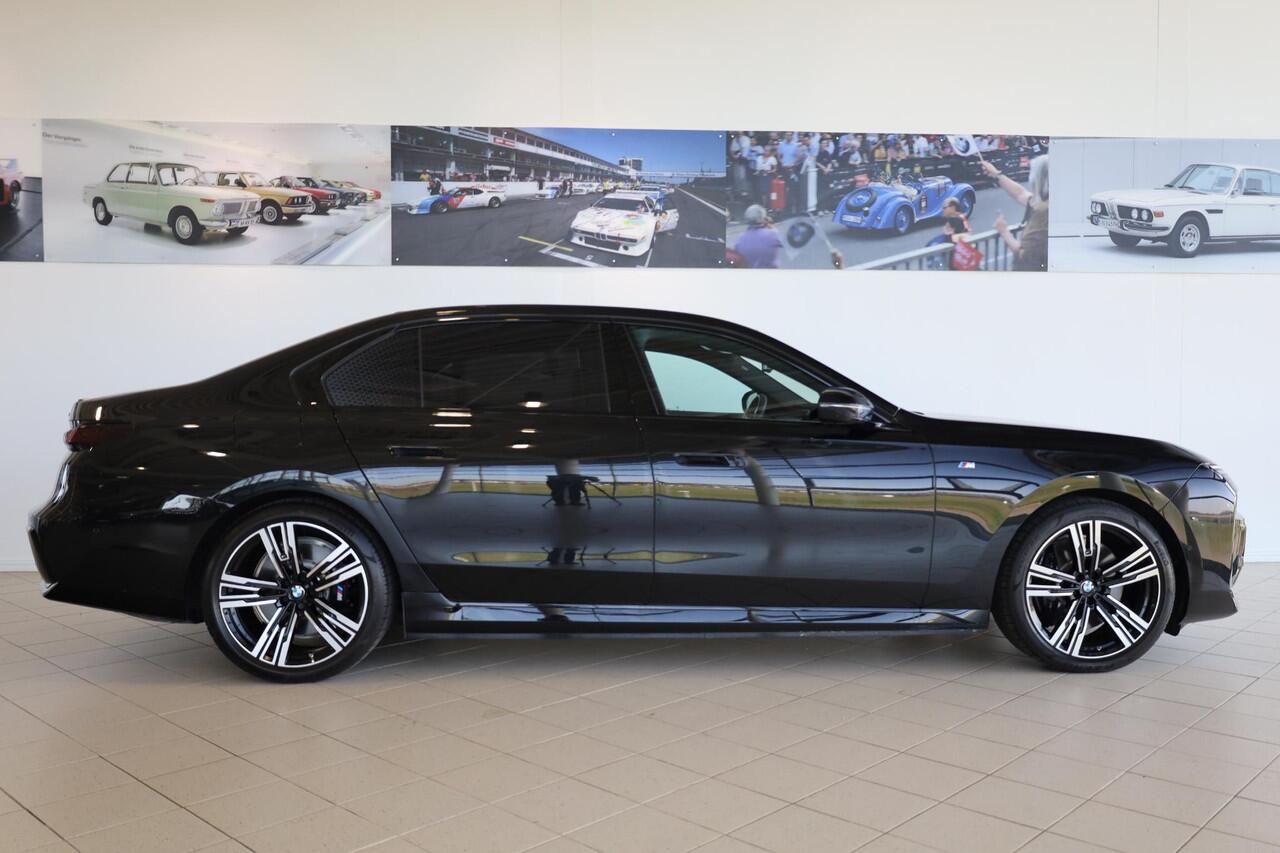 BMW i7 xDrive60 | M Sportpakket Pro | Rear Seat Entertainment